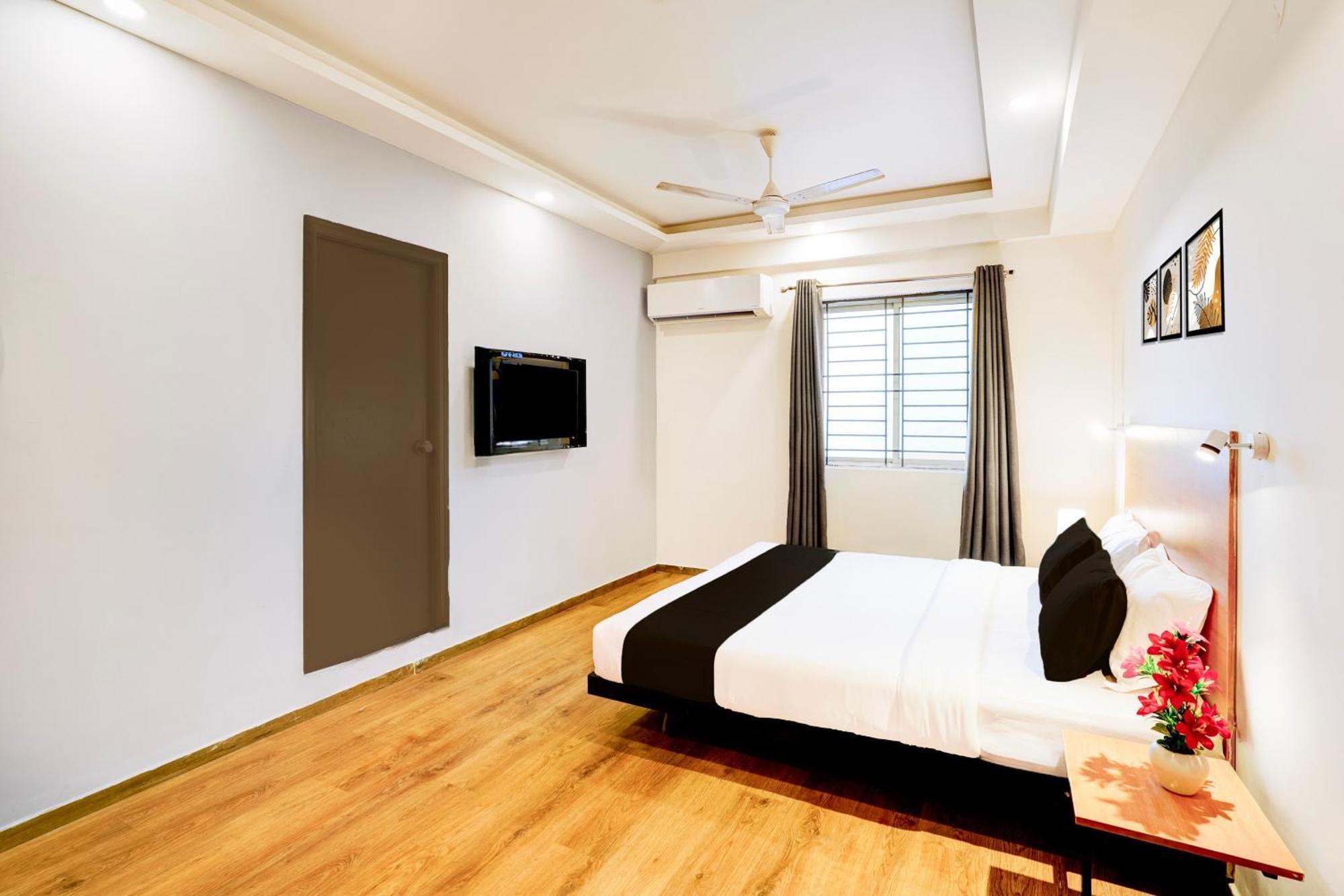 Super Townhouse Jayanagar Hotel Bangalore Exterior photo